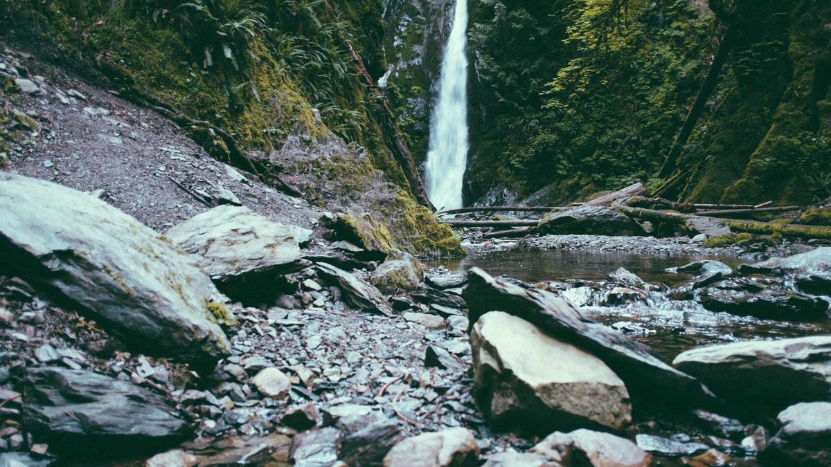 Holiday gift ideas for trail families (no clutter edition)